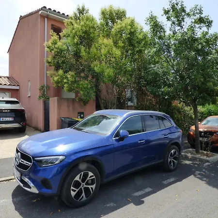 Villa Climatisée Avec Jardin, Bbq, Piscine Et Parking
