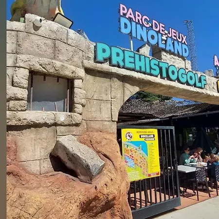 Climatisée Avec Jardin, Bbq, Piscine Et Parking