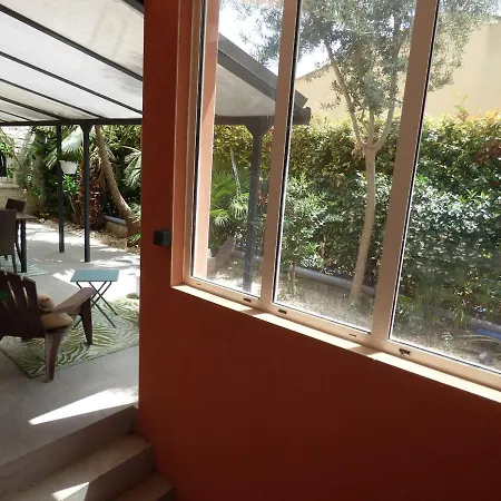 Climatisée Avec Jardin, Bbq, Piscine Et Parking Villa Roujan